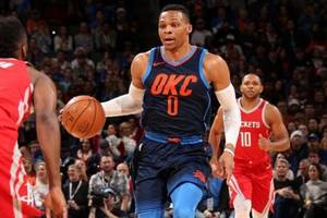  新秀控卫首秀惊艳，关键抢断锁定胜局