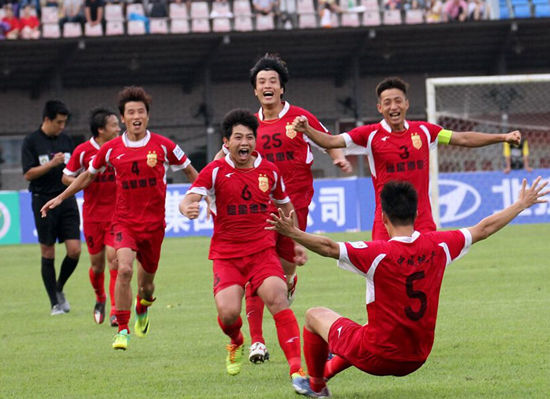  草根球队圆梦记，业余选手击败职业队